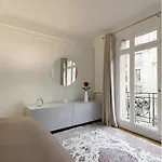 Prestigious 2br - Sleeps 7 - Eiffel Tower Apartamento