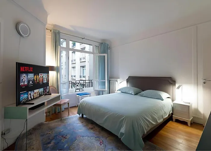 2br - Sleep 7 - Trocadero Area - Modern & Spacious Lejlighed *