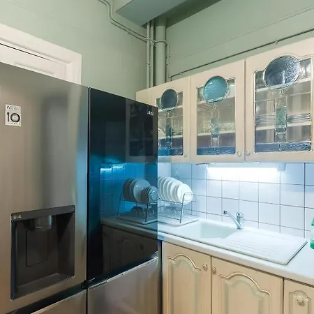 Prestigious 2BR - Sleeps 7 - Eiffel Tower
